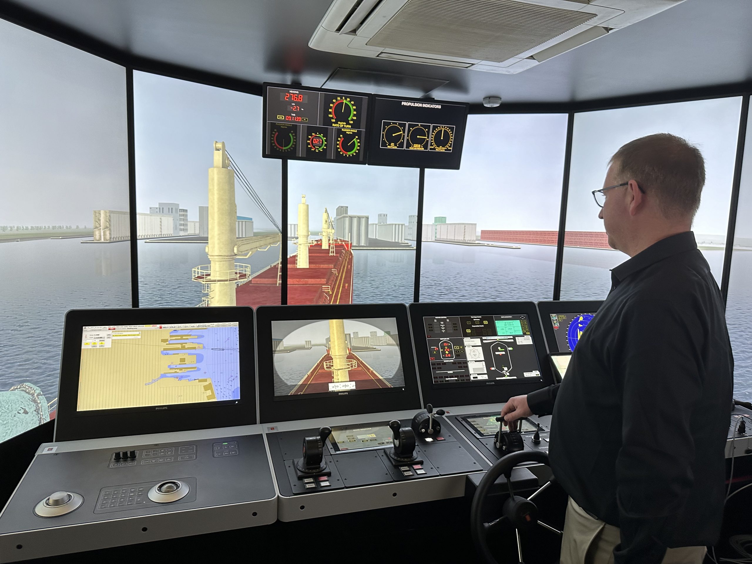 Au cœur de la formation des pilotes du Saint-Laurent et des Grands Lacs depuis 2006